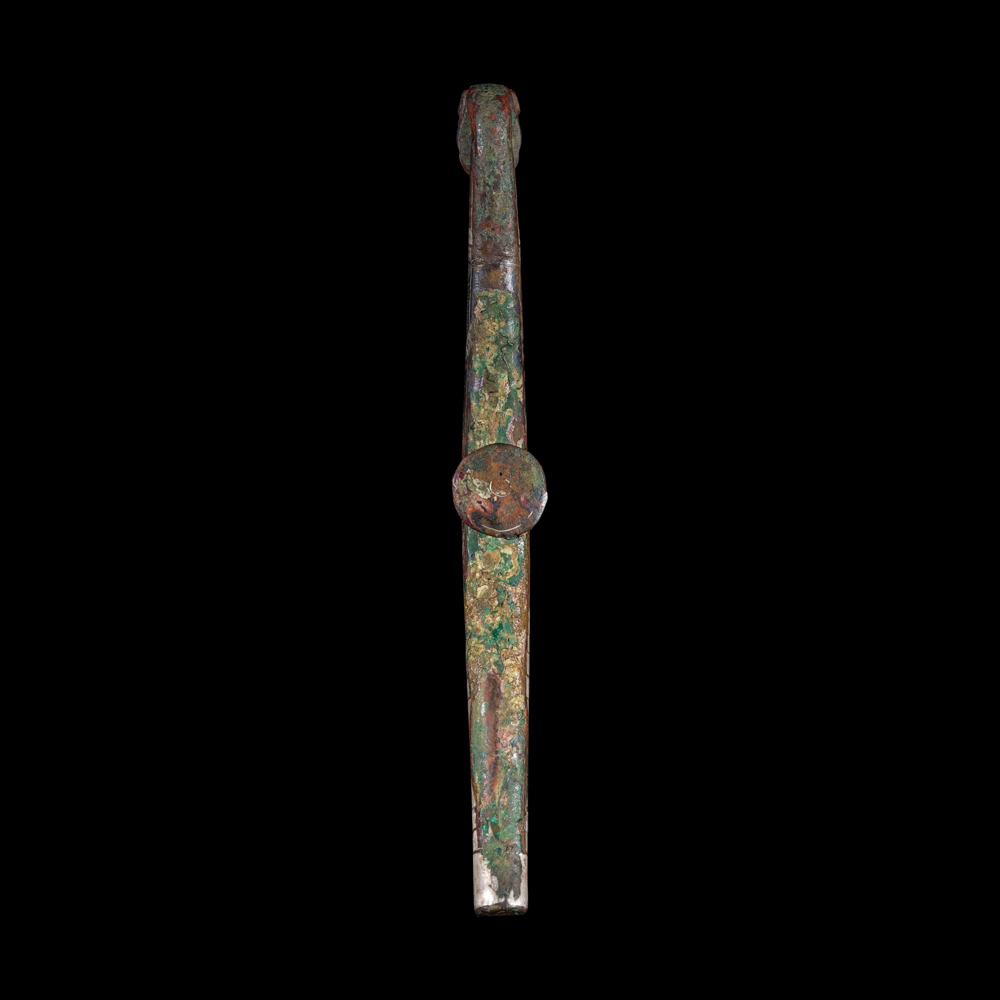 Two Chinese Silver Inlaid Bronze 'Tiger' Belt Hooks, Warring States Period-Qin Dynasty 戰國-秦 虎首錯金銀帶 鉤 兩件