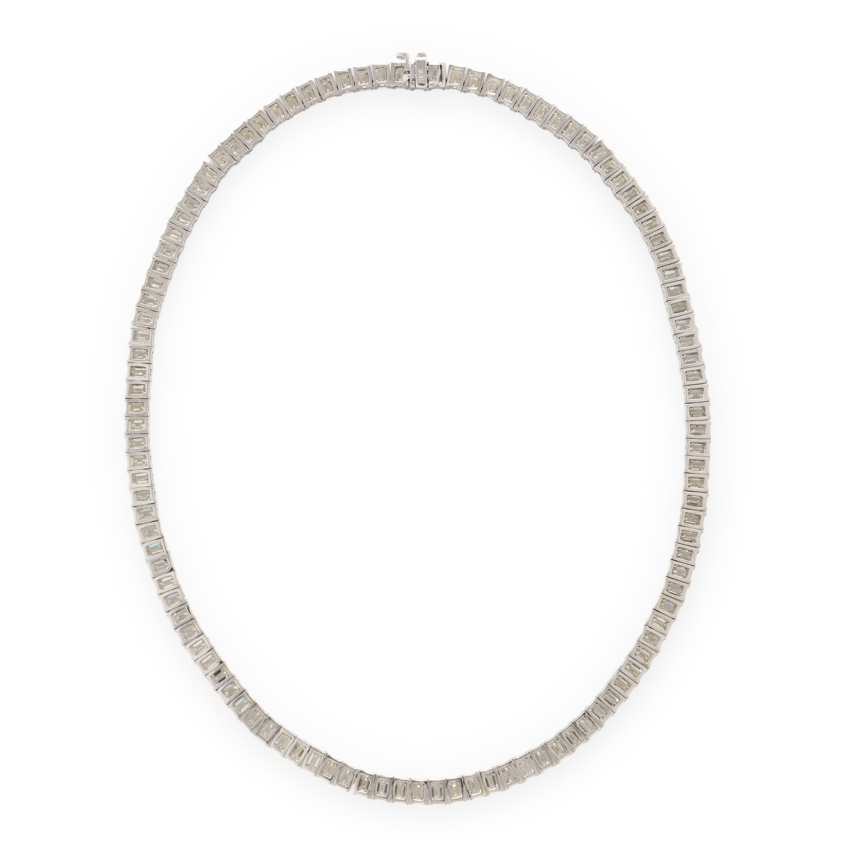 DIAMOND AND WHITE GOLD LINE NECKLACE