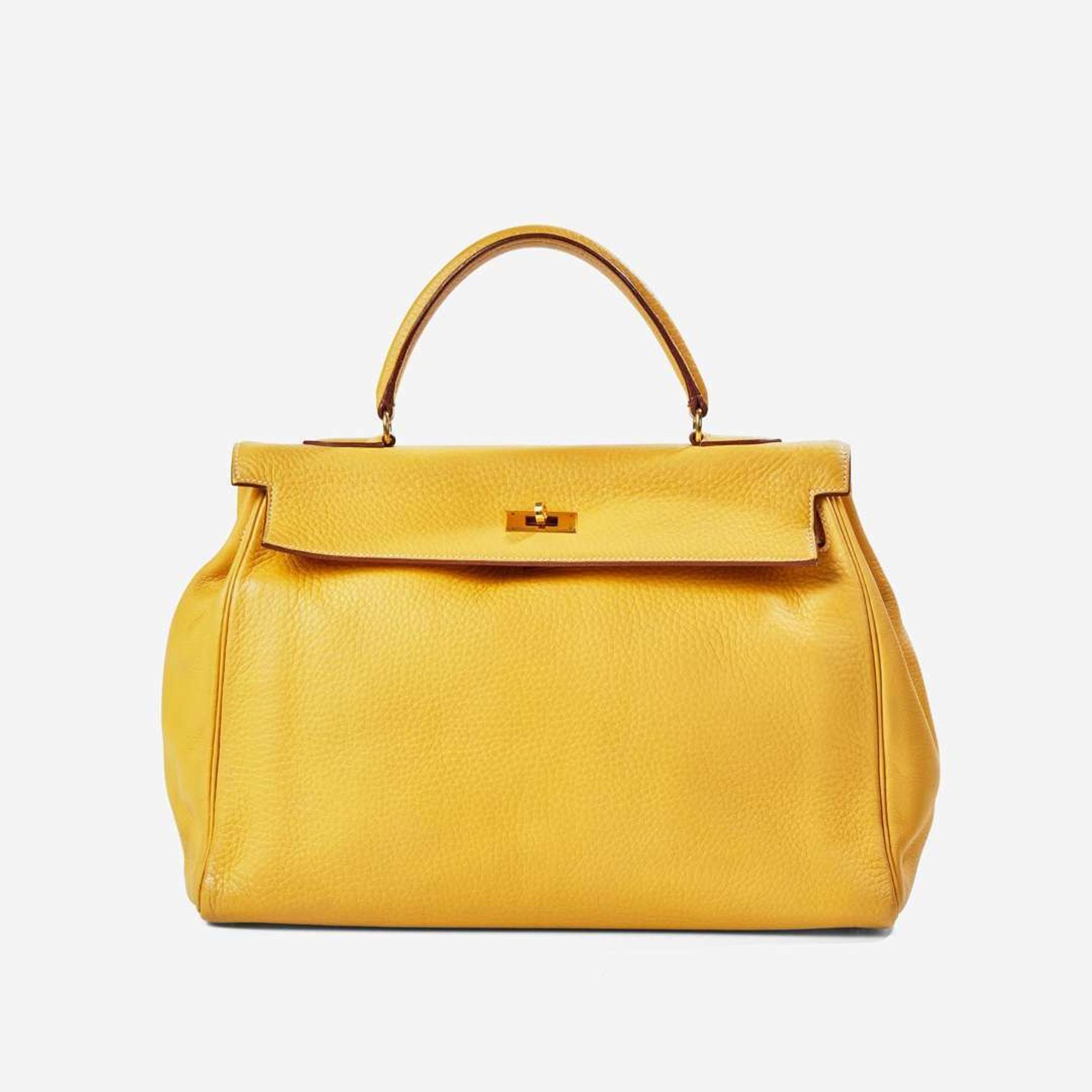An Hermès Kelly Retourne 35 in Sable Calf Leather Hermès