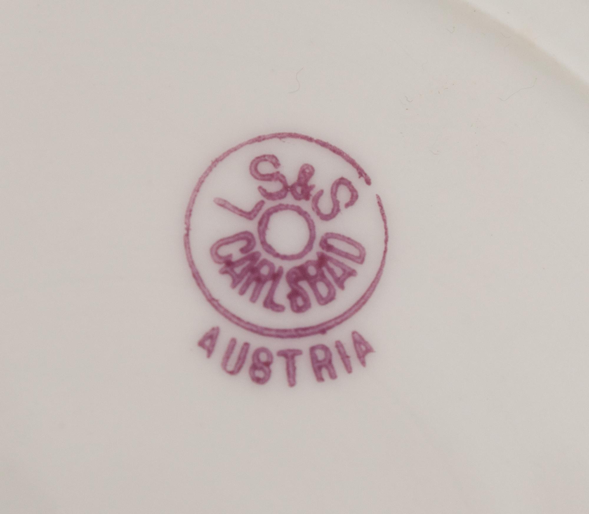 An Assembled Continental Porcelain Fish Service