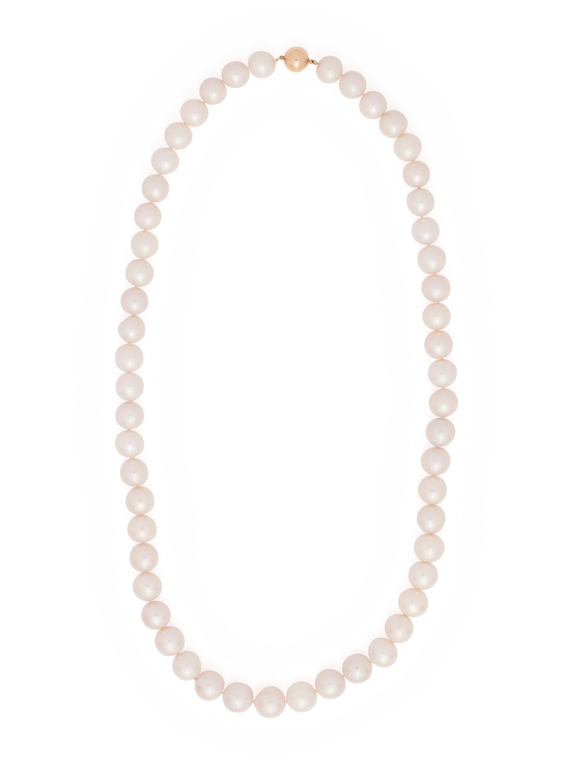 CULTURED SOUTH SEA PEARL NECKLACE