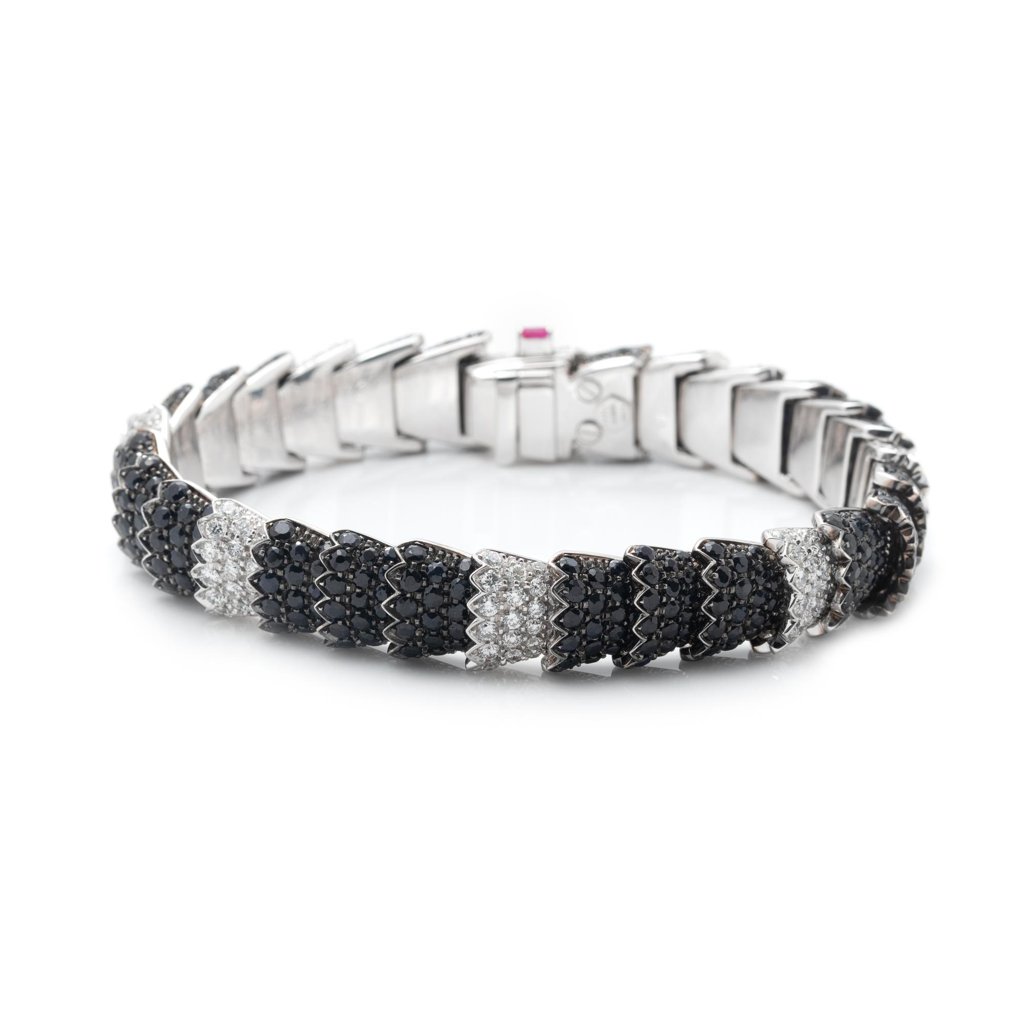 ROBERTO COIN, BLACK SAPPHIRE AND DIAMOND 'COBRA' BRACELET