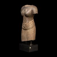 A Khmer Grey Sandstone Torso of Uma, Baphuon Period, 11th Century 十一世紀 吳哥窟 巴普昂寺灰砂岩女神像