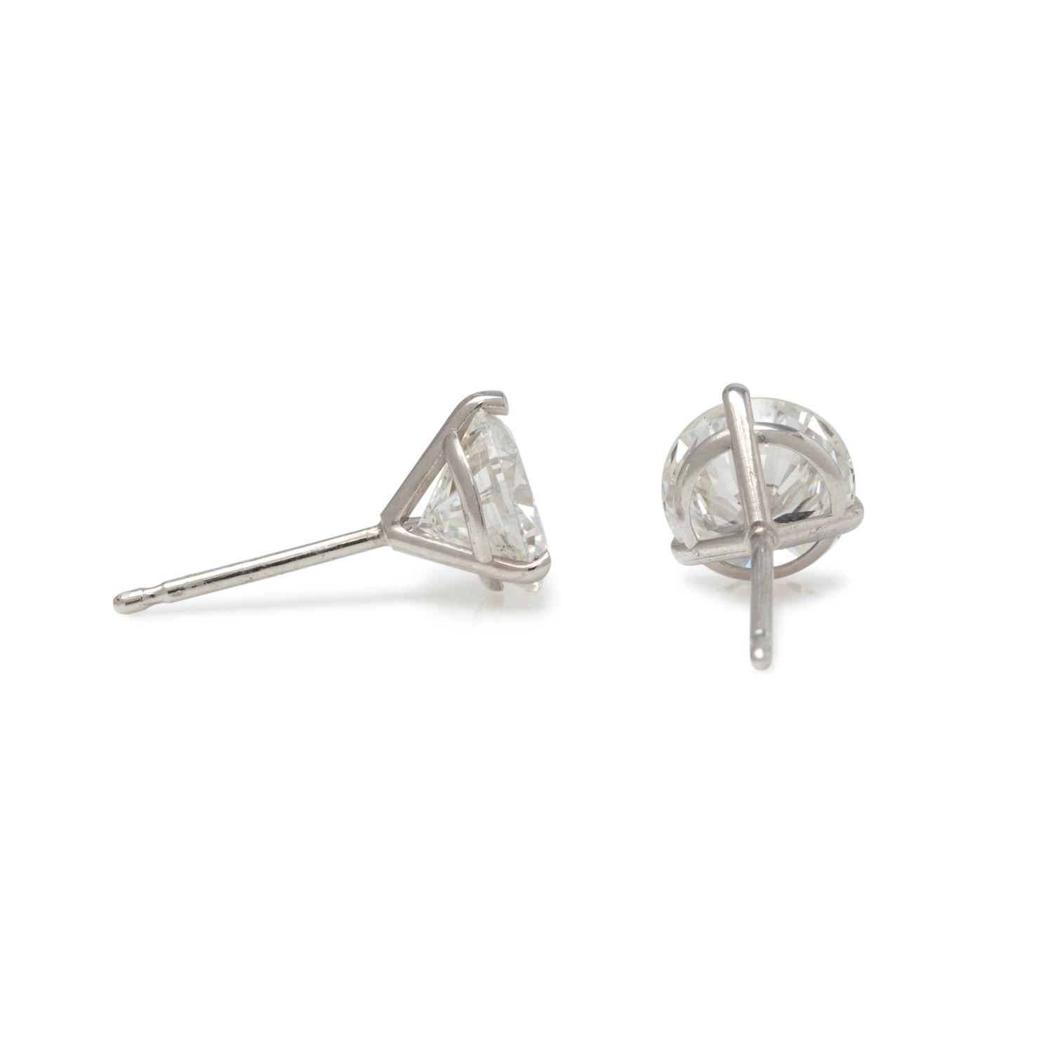 DIAMOND STUD EARRINGS