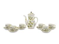 A Worcester Blind Earl Porcelain Dessert Service