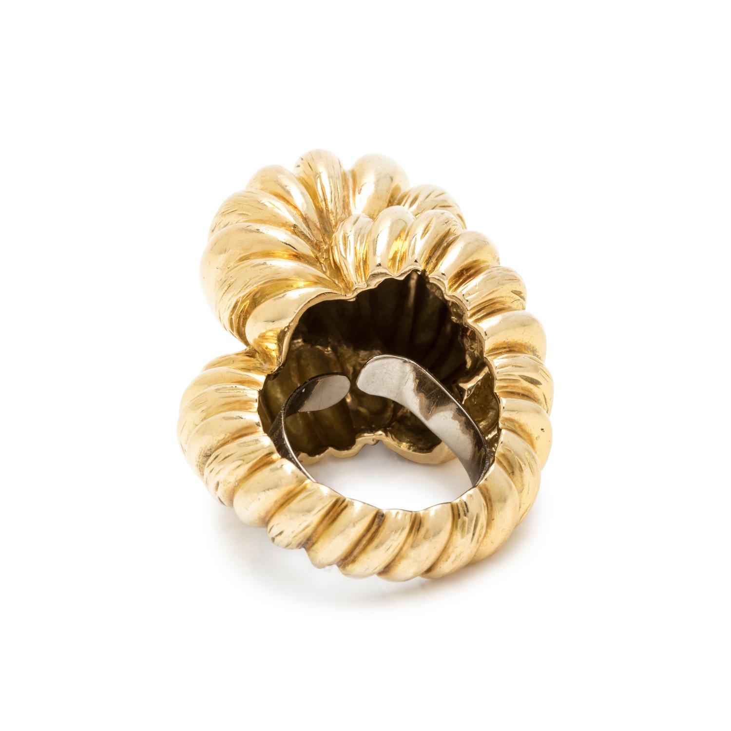 YELLOW GOLD BOMBE RING