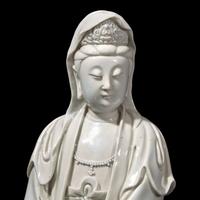 An Impressive Chinese Blanc de Chine Guanyin , Impressed Sunjiang Shanren M ark, 17th/18th Century 清早期 筍江山人款德化白瓷觀音立像