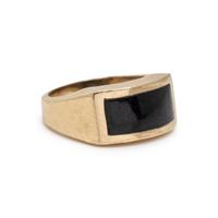 COLLECTION OF HARDSTONE AND YELLOW GOLD JEWELRY