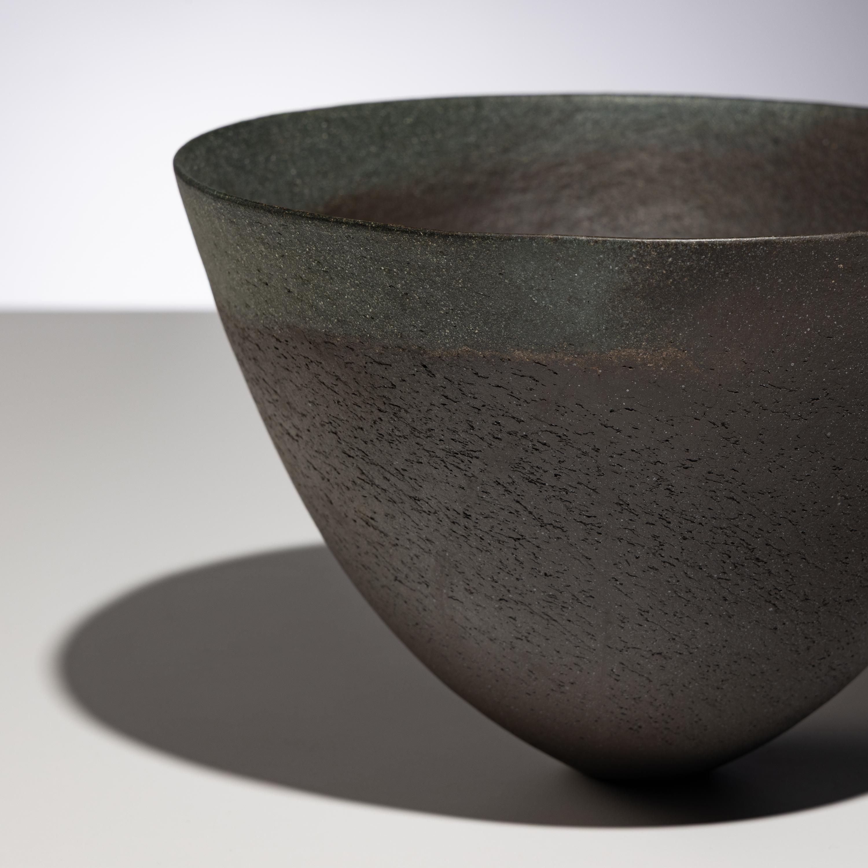 Jennifer Lee (Scottish, b. 1956) — Metallic Pot, Speckled Trace , 2000