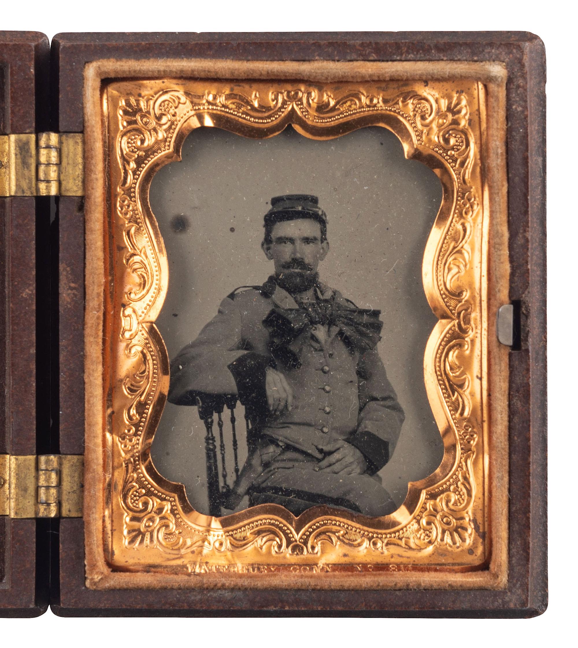 [CIVIL WAR], Ninth plate tintype of a soldier wearing a large cravat.