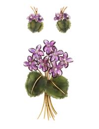 AMETHYST, HARDSTONE AND DIAMOND FLOWER MOTIF SET