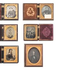 [EARLY PHOTOGRAPHY]. 34 assorted images housed in mostly Union cases.