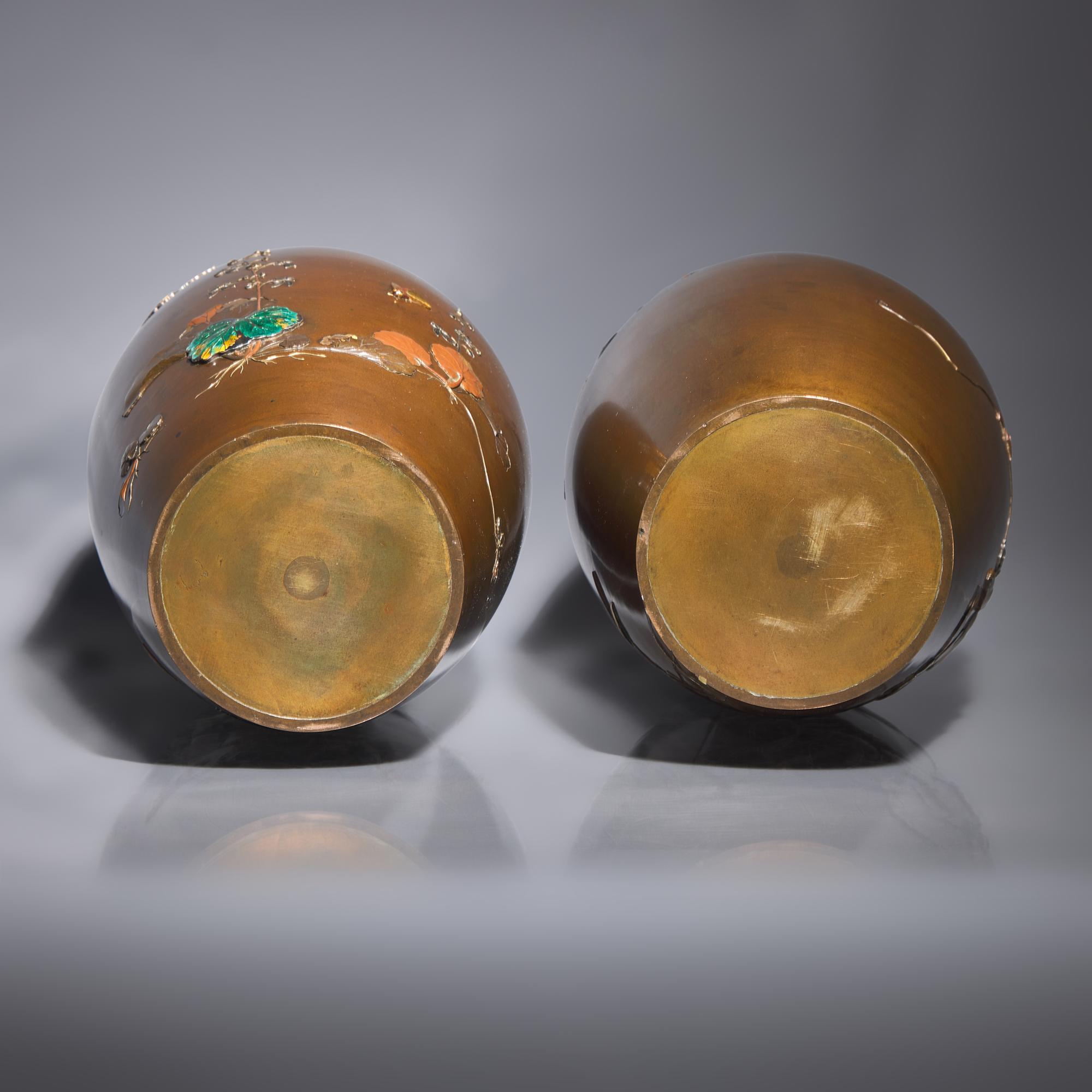 A Pair of Japanese Enameled and Mixed Metal-Inlaid Patinated Bronze Vases, Attributed to Saito, Meiji Period — 日本明治時期 高肉象嵌銅瓶一對