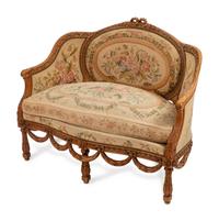 A Louis XVI Style Carved Beechwood Marquise
