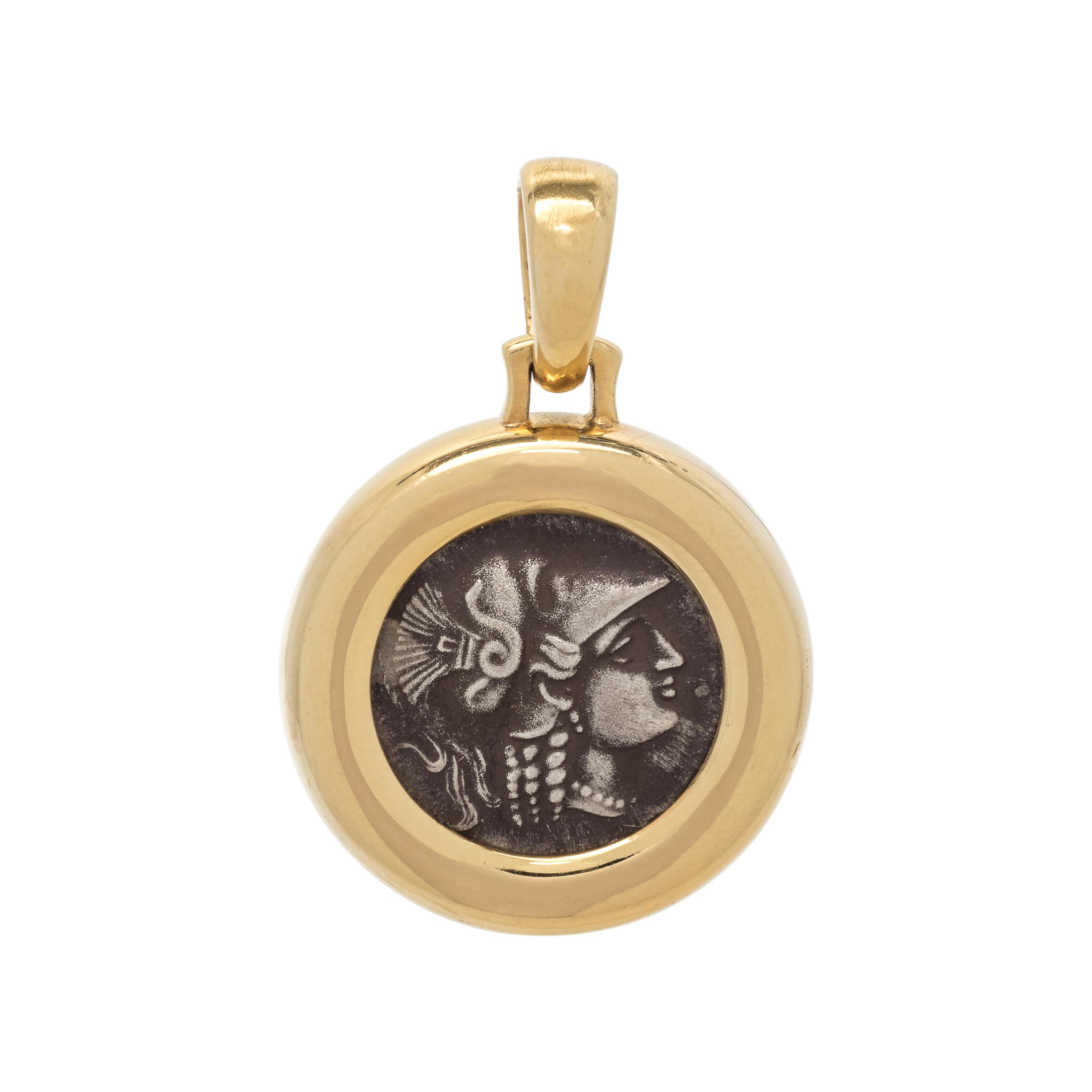 YELLOW GOLD AND COIN PENDANT