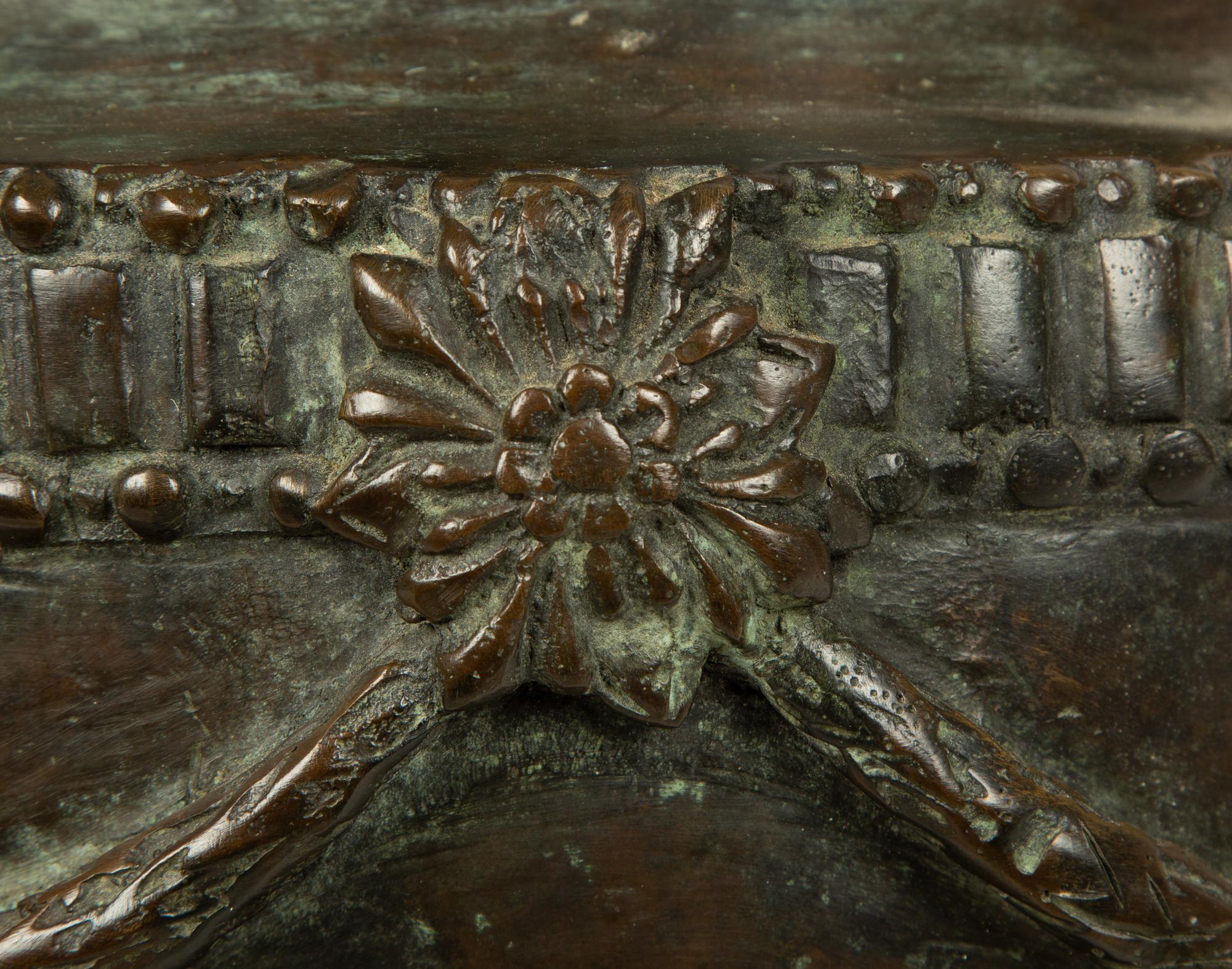 A Neoclassical Style Bronze Urn with Ram Mask Handles — 20TH CENTURY