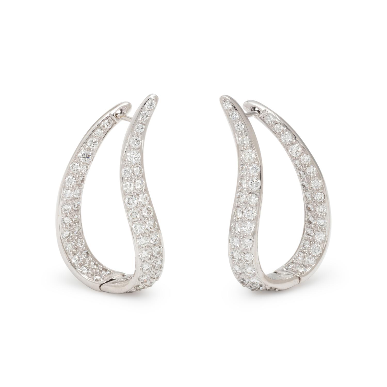 WHITE GOLD AND DIAMOND EARRINGS