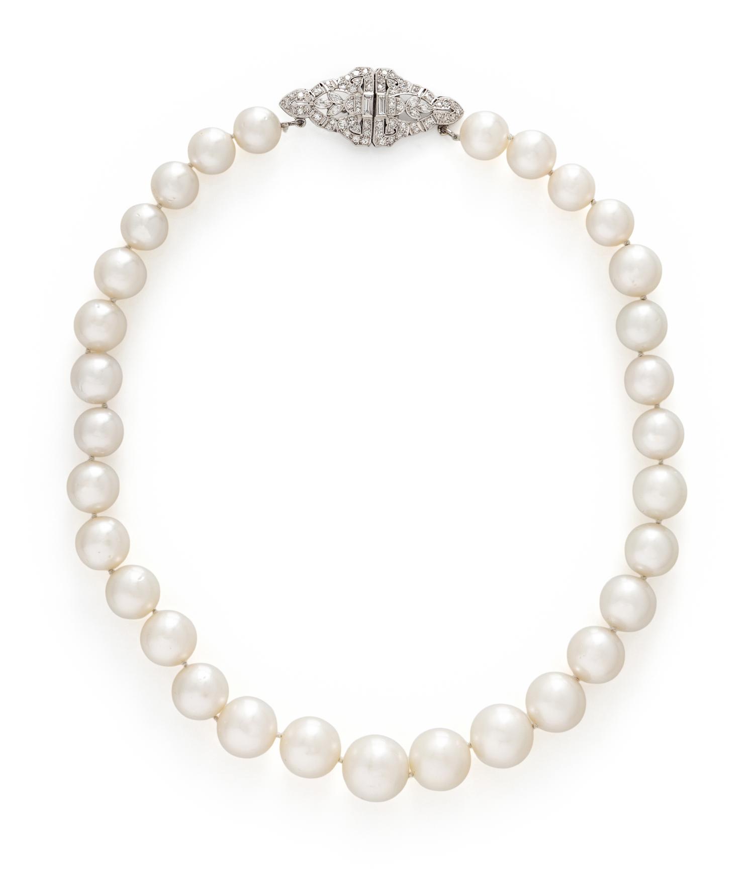 CULTURED PEARL AND DIAMOND NECKLACE