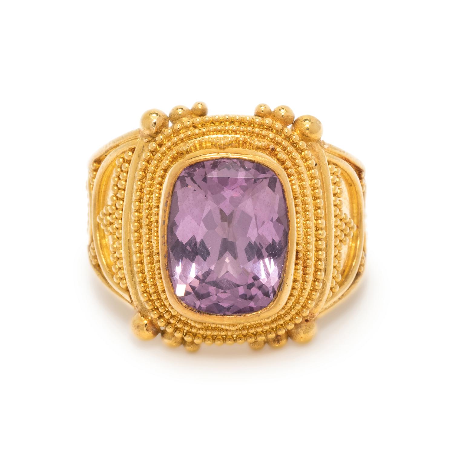 LUNA FELIX GOLDSMITH, YELLOW GOLD AND PURPLE SPINEL RING