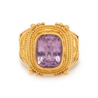 LUNA FELIX GOLDSMITH, YELLOW GOLD AND PURPLE SPINEL RING