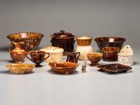 Fourteen Rockingham Glaze Articles