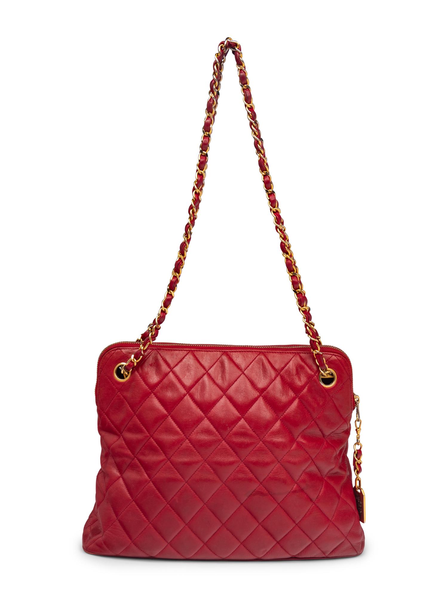 Chanel Shoulder Bag in Quilted Red Lambskin