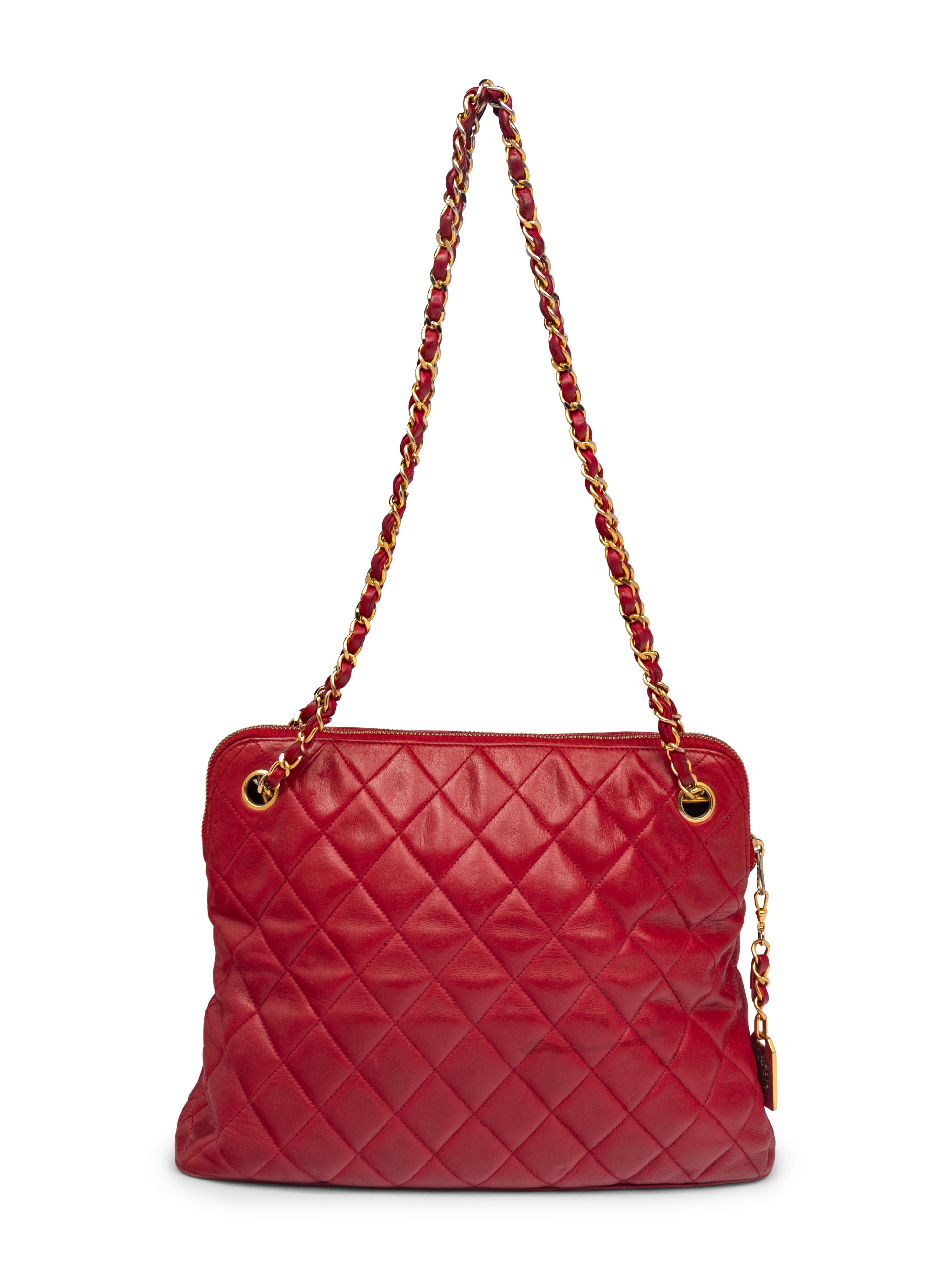 Chanel Shoulder Bag in Quilted Red Lambskin