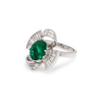 EMERALD AND DIAMOND RING