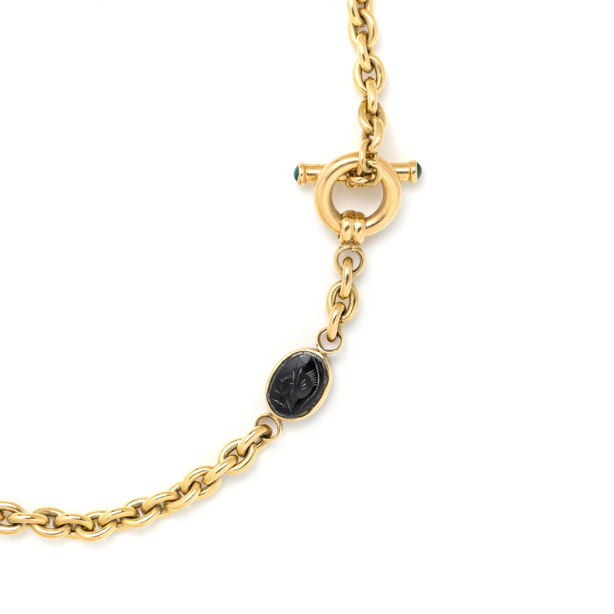 YELLOW GOLD CABLE CHAIN WITH DOUBLE-SIDED INTAGLIO