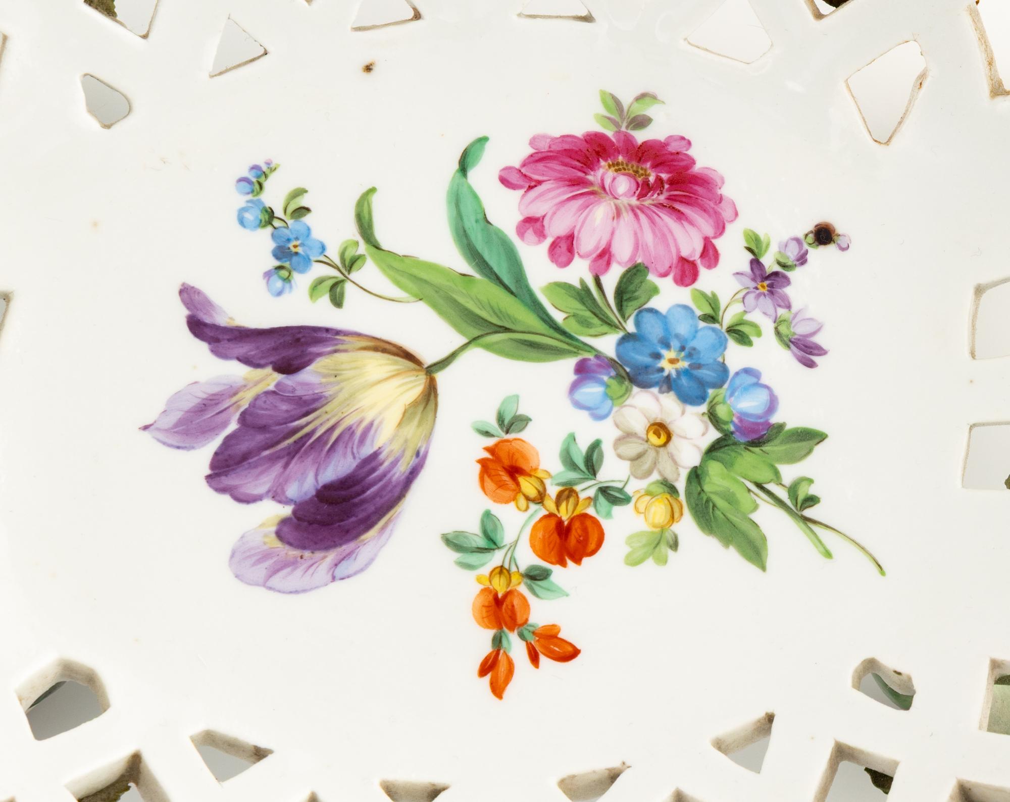 A Meissen Porcelain Three-Piece Basket Garniture