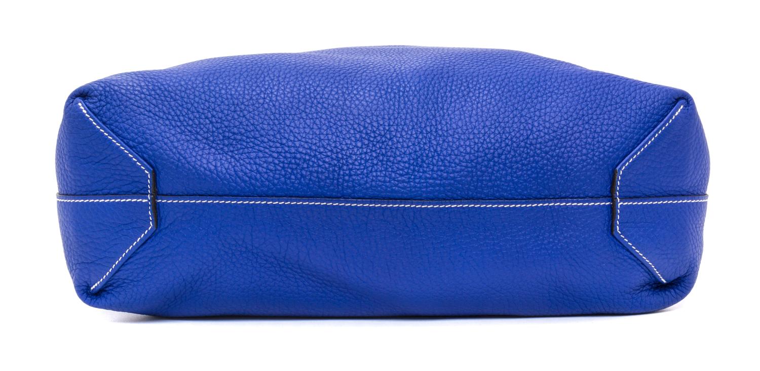 An Hermes Graphite/Bleu Electric 45cm Taurillon Clemence Double Sens Tote, 17.5" x 15.5" x 5".
