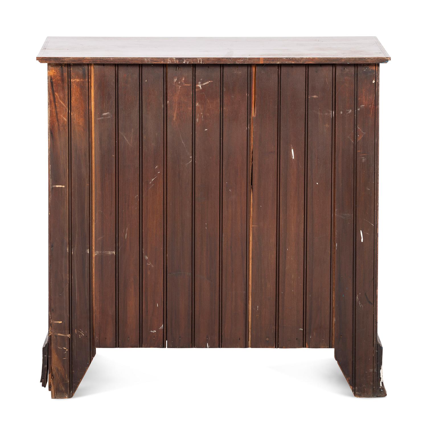 A Federal Style Inlaid Mahogany Chest of Drawers