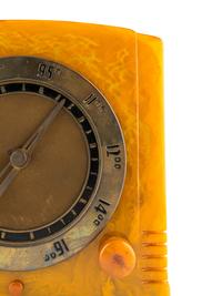 A Kadette Clockette K25 Radio