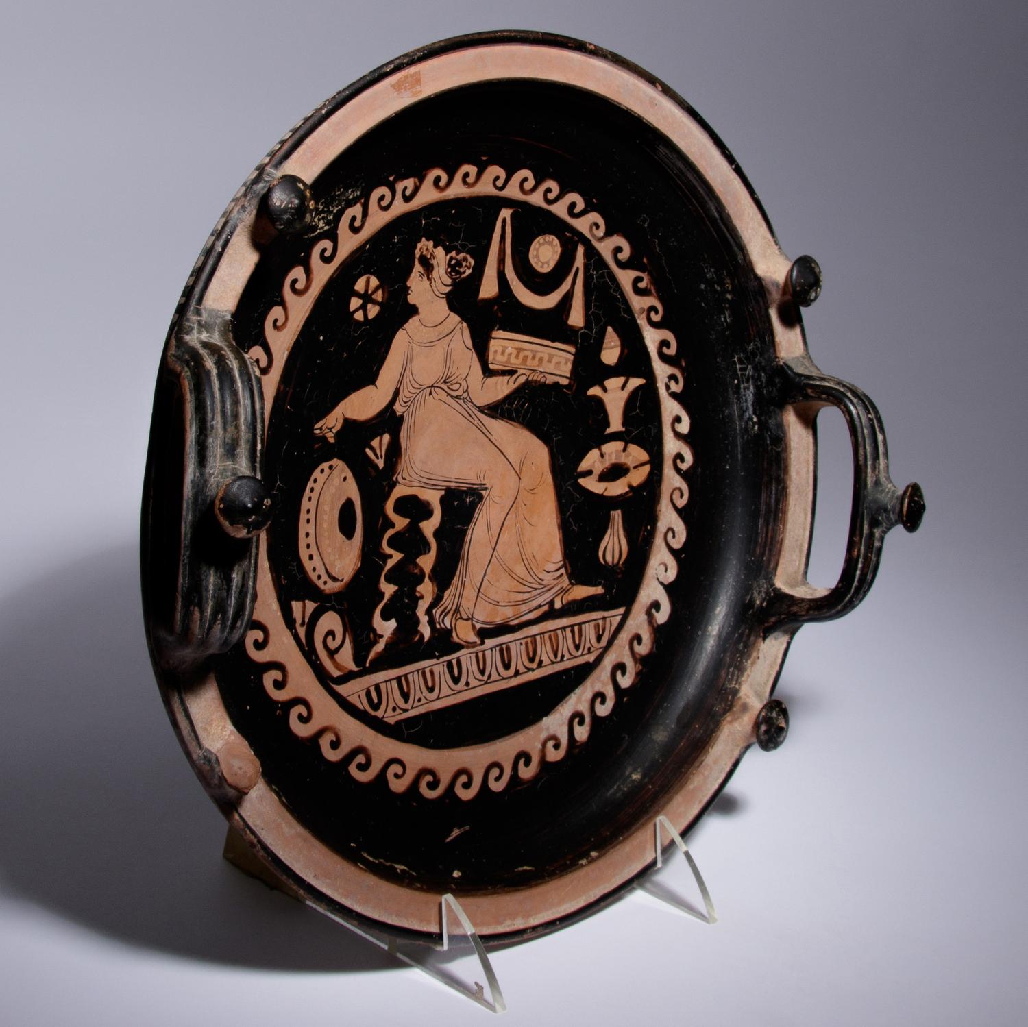 An Apulian Red-Figured Knob-Handled Patera