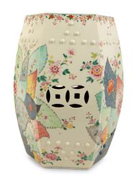 A Chinese Export Tobacco Leaf Porcelain Garden Seat — LATE 19TH/EARLY 20TH CENTURY