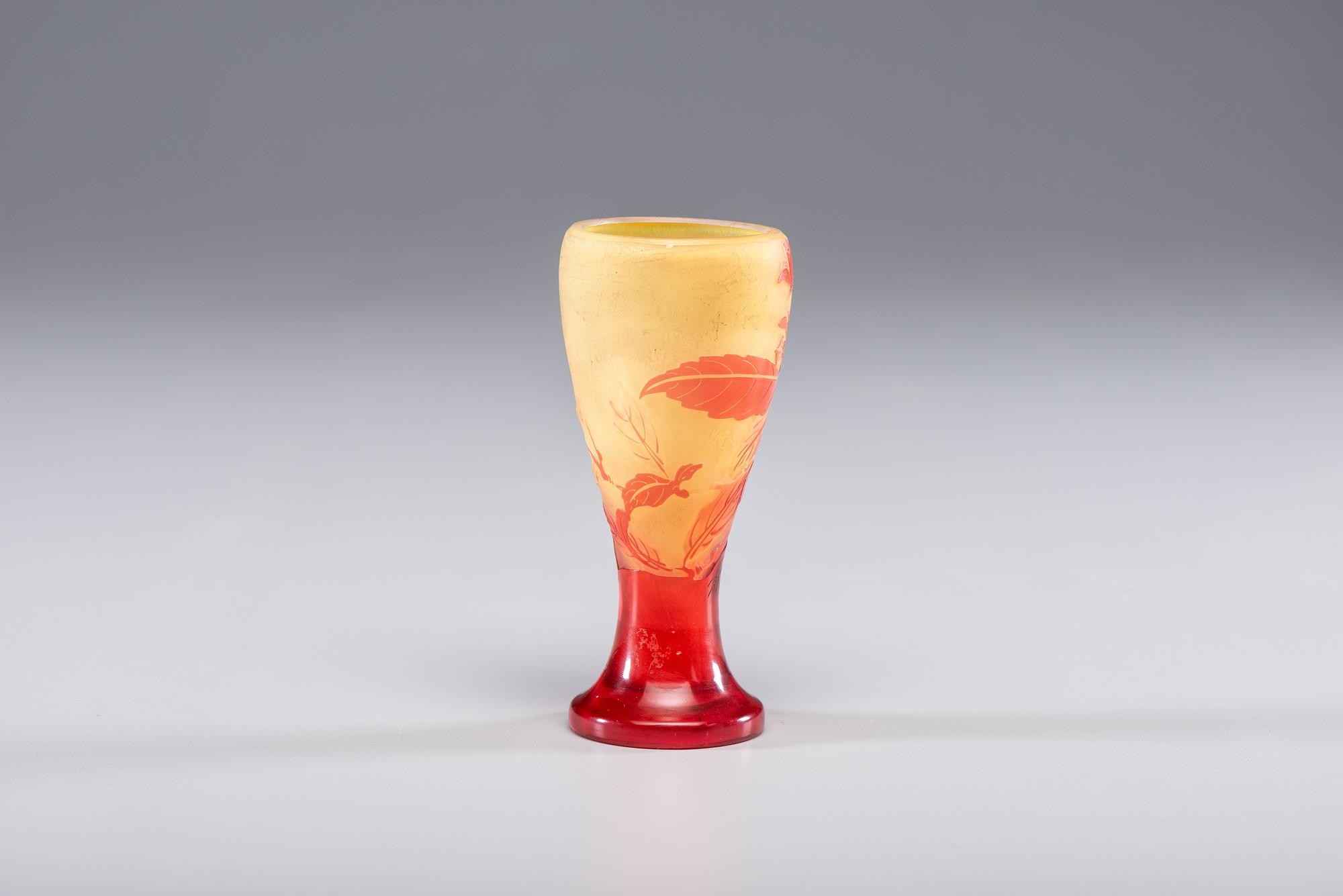 Cabinet Vase