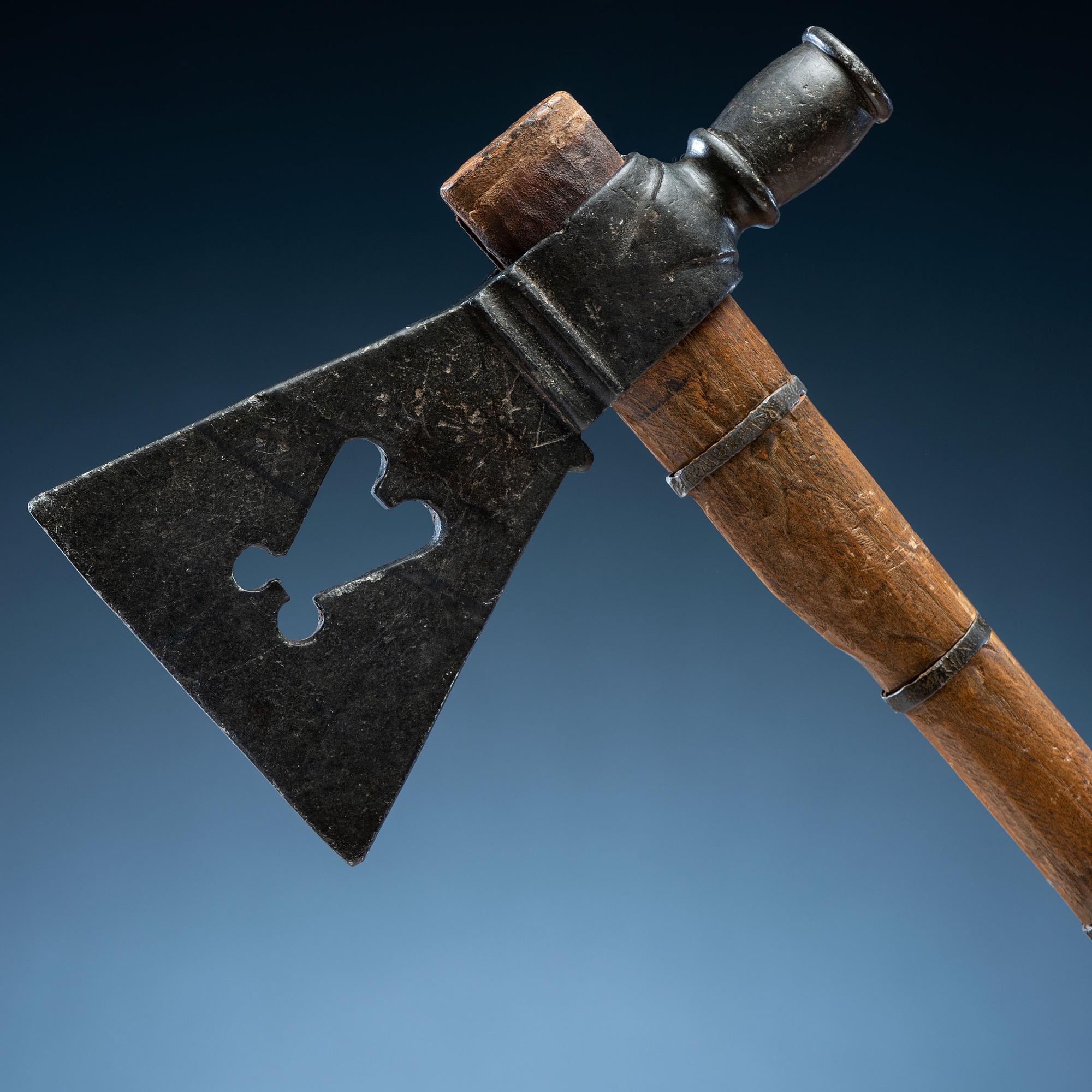 Plains Pipe Tomahawk, with Steatite Head