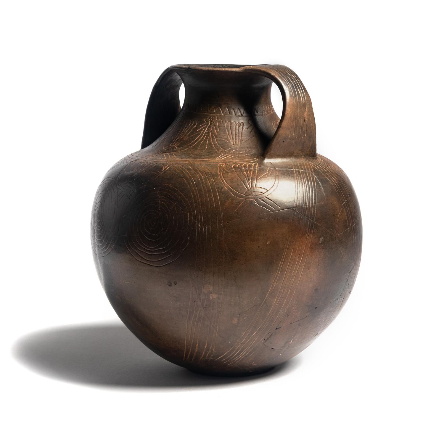 A Villanovan Impasto Amphora