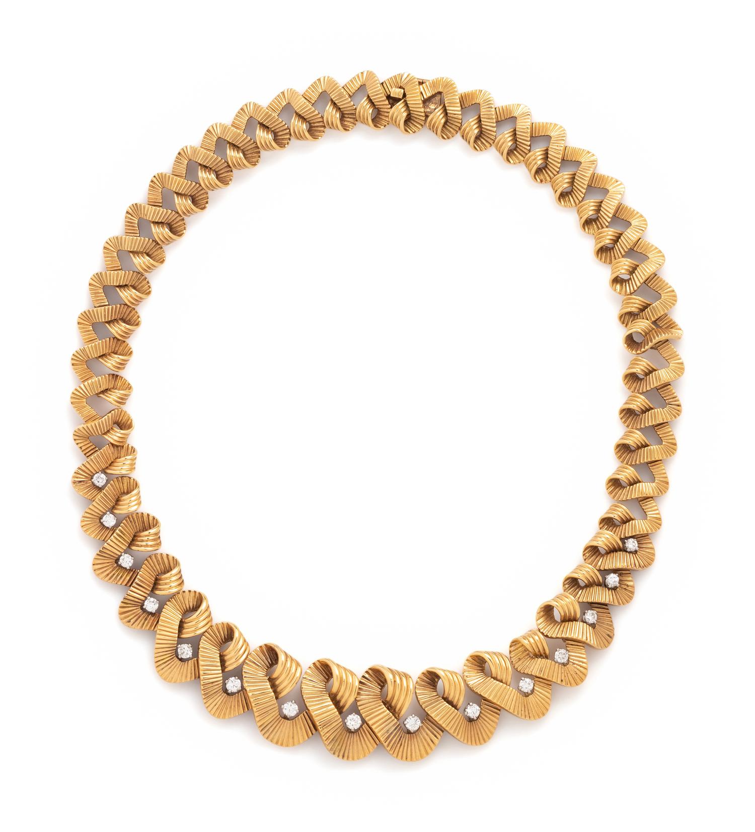 CARTIER, RETRO, YELLOW GOLD AND DIAMOND NECKLACE