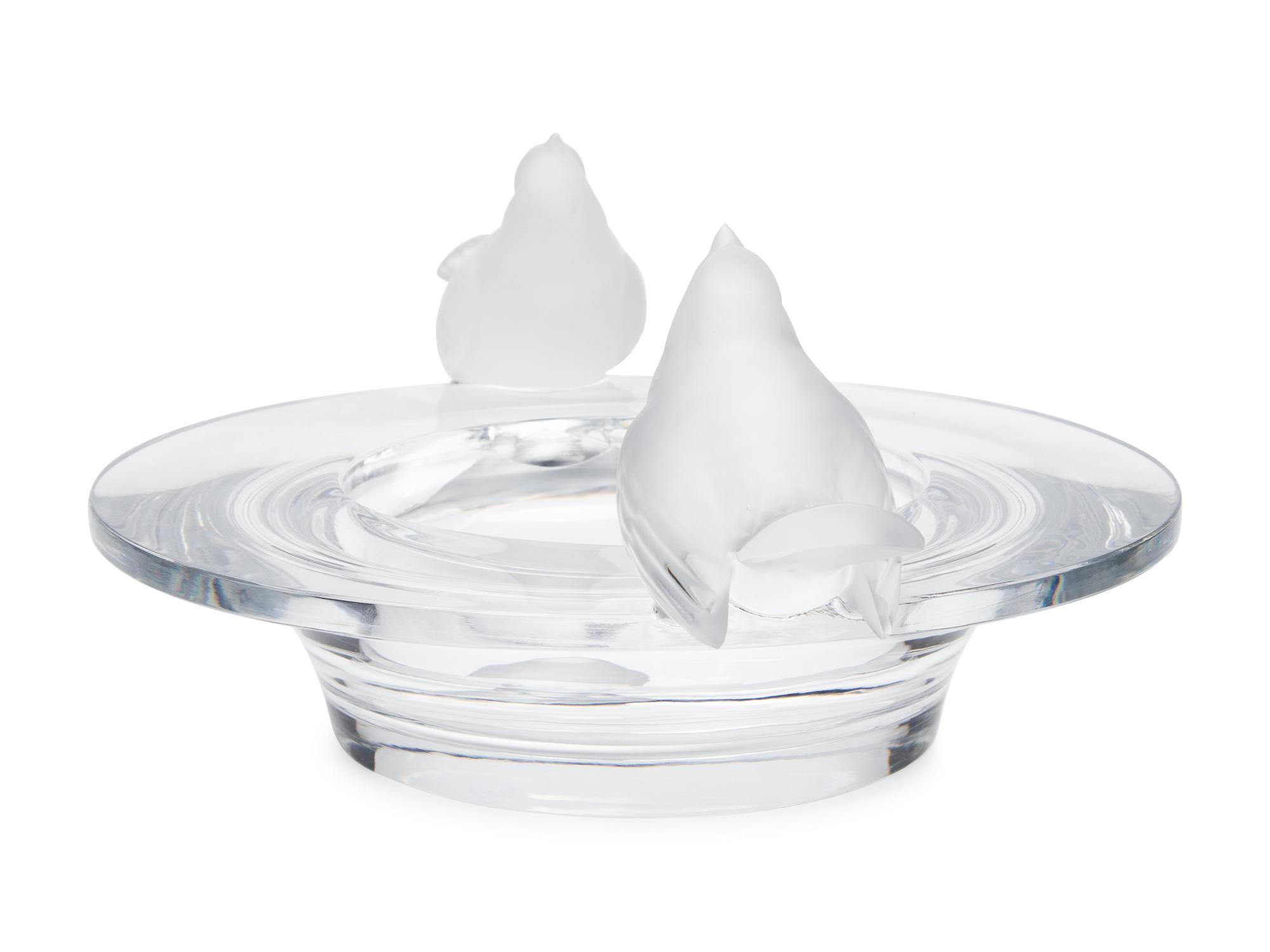 A Lalique Deux Moineaux Centerpiece