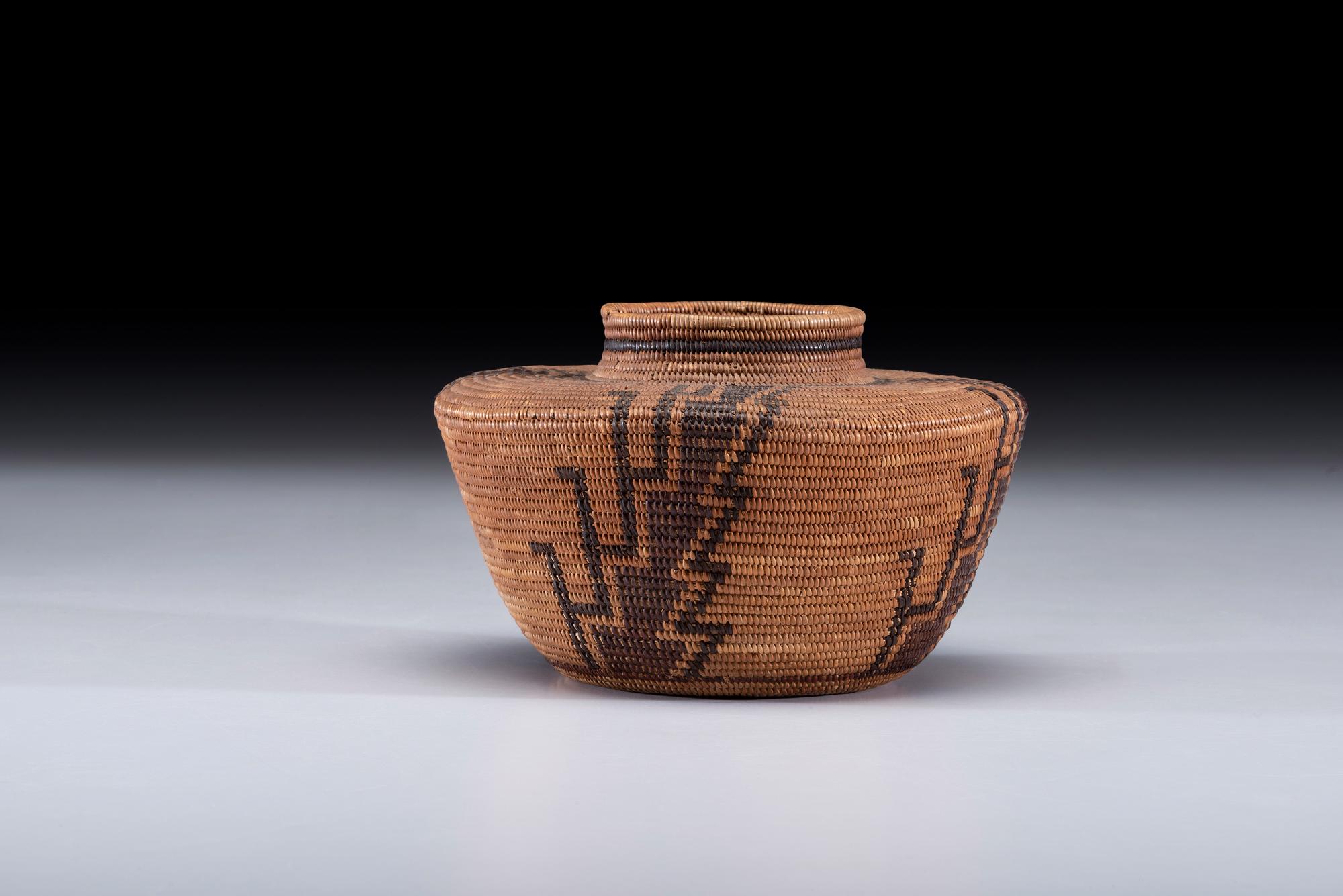 Tulare Bottleneck Basket