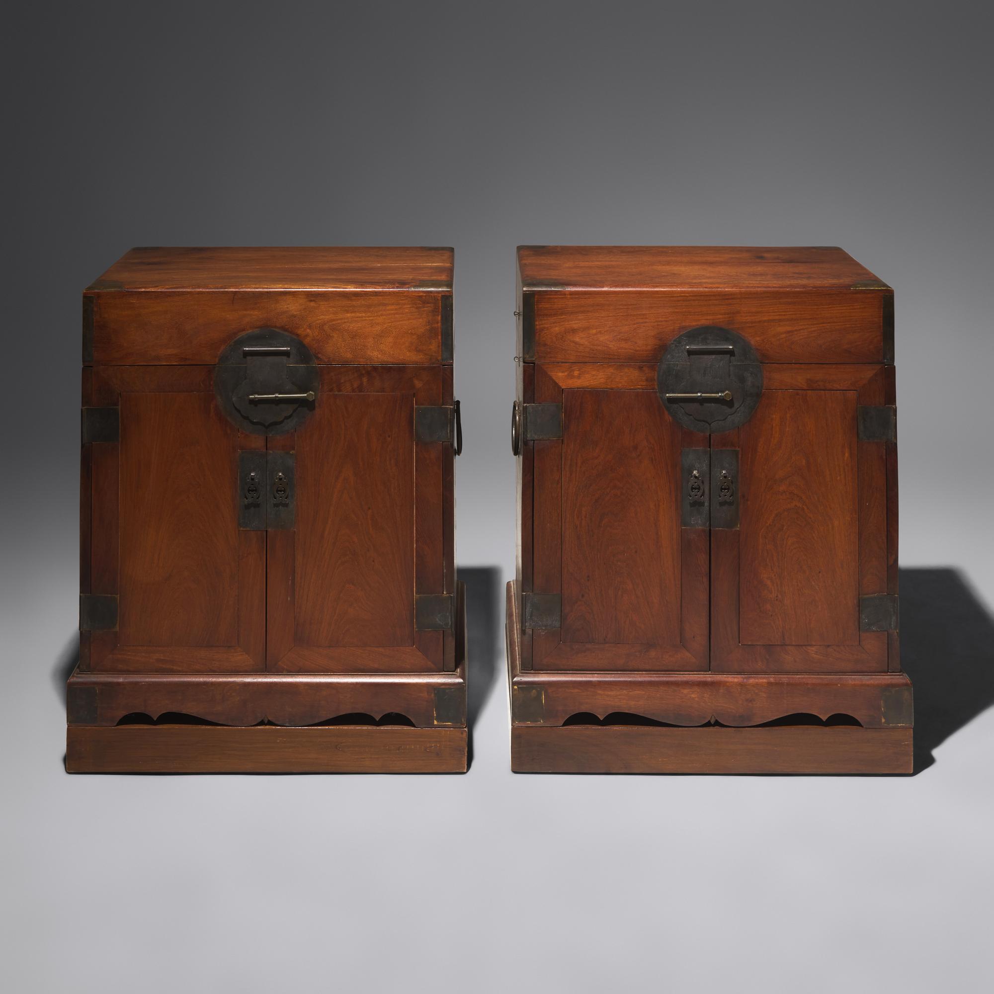 A Pair of Chinese Hardwood, Possibly Huanghuali, Chests, Guanpixiang, 20th Century 二十世紀 或黃花梨官皮箱一對