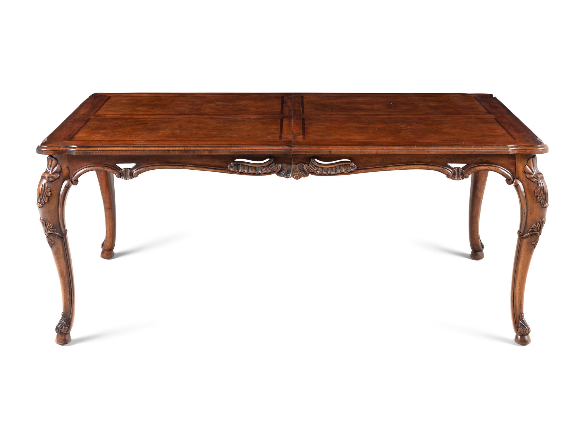 A Henredon George II Style Dining Table