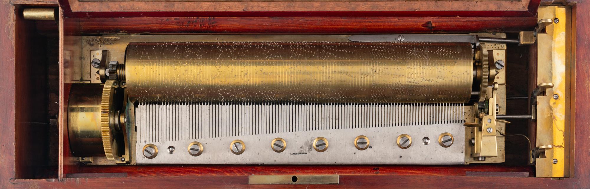 A Six Air Mandoline Music Box by Nicole Frères