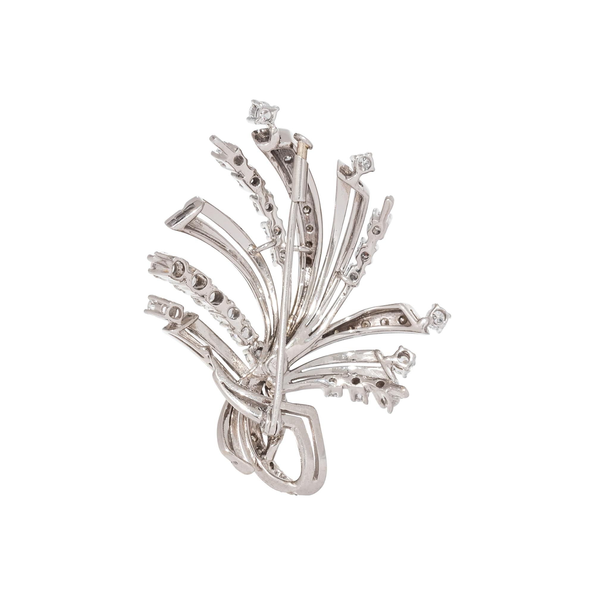 WHITE GOLD AND DIAMOND BROOCH