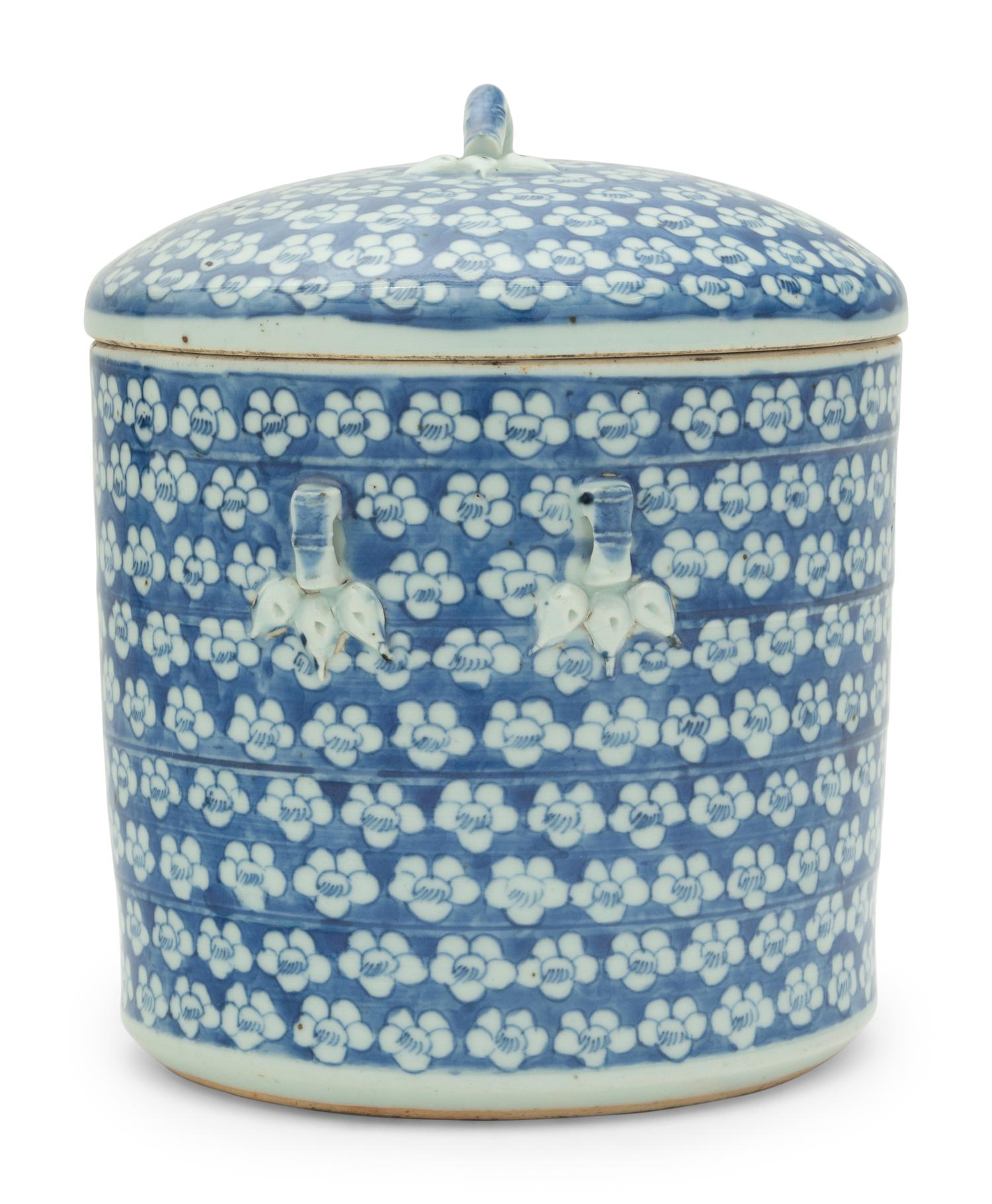 A Chinese Blue and White Cylindrical Jar and Cover