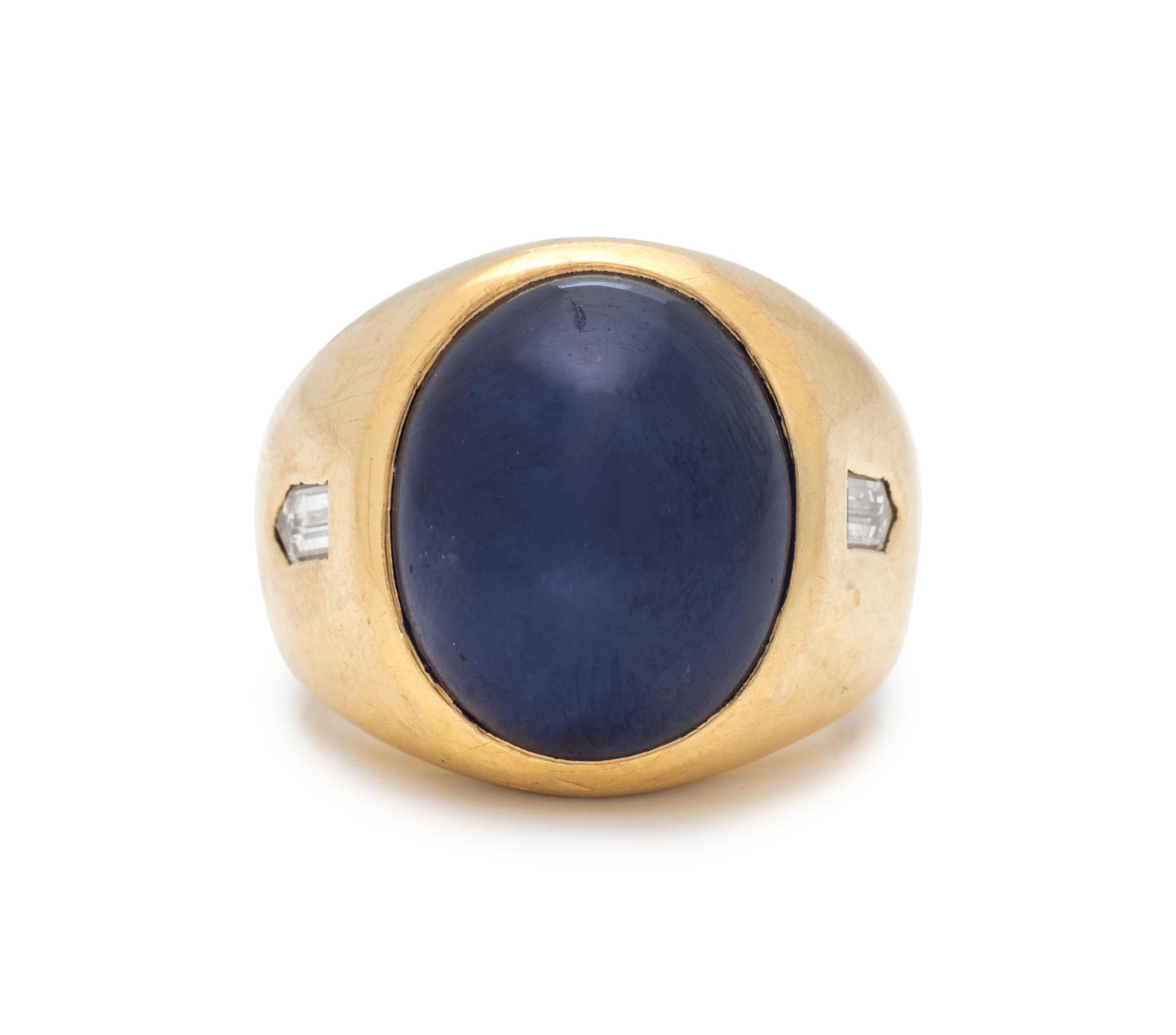 SAPPHIRE AND DIAMOND RING
