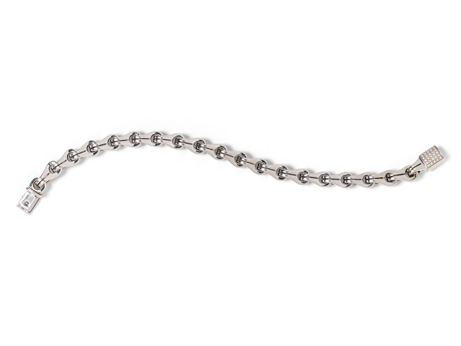 An 18 Karat White Gold and Diamond Bracelet, Di Modolo,
