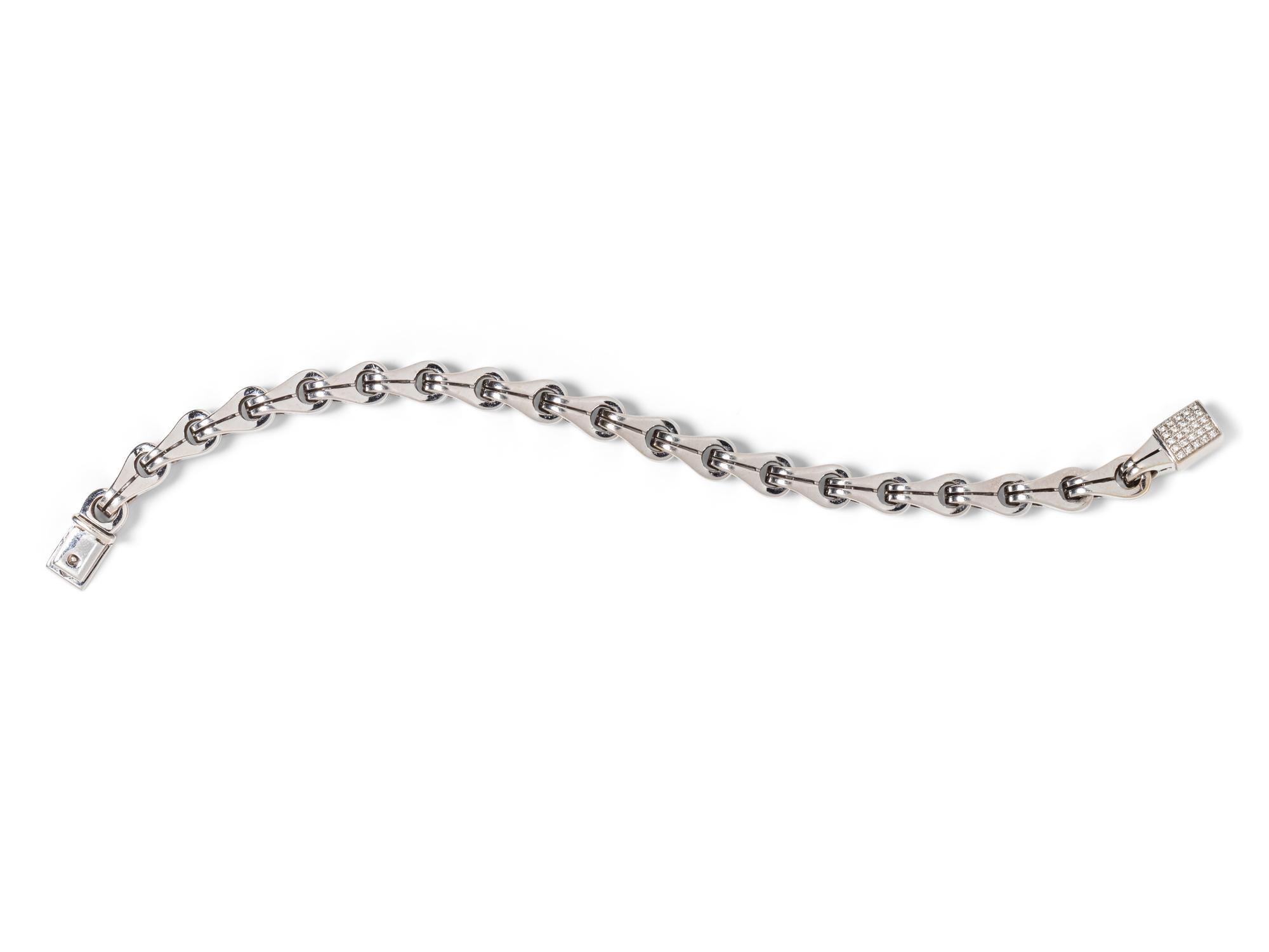 An 18 Karat White Gold and Diamond Bracelet, Di Modolo,