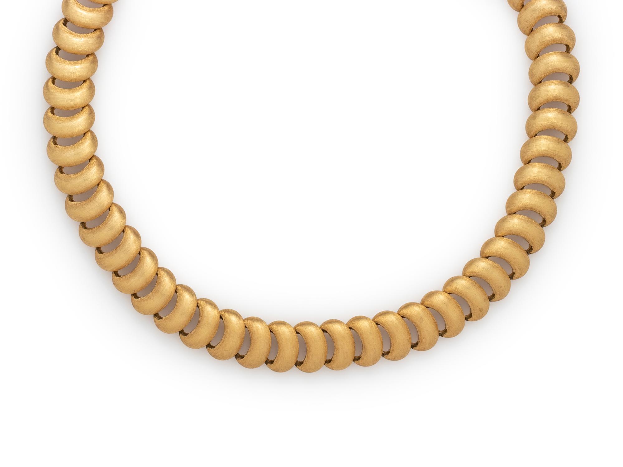 YELLOW GOLD NECKLACE